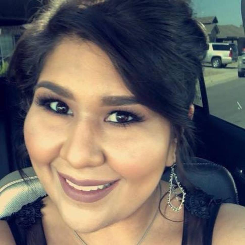 Meet your Posher, Adrienne